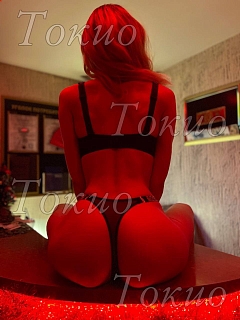 Девушка массажистка Олеся, салон Токио Девушка массажистка Олеся, салон Токио